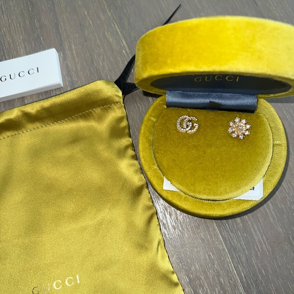 Gucci Flora 18k earrings with diamonds - Picture 9 of 12